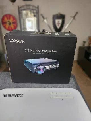 Proyector LED YABER Y30 + Trípode