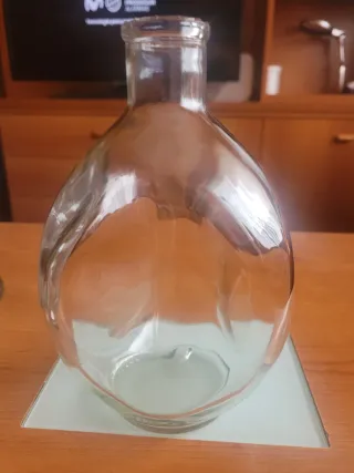 3 bottiglie decorative in vetro come liquori