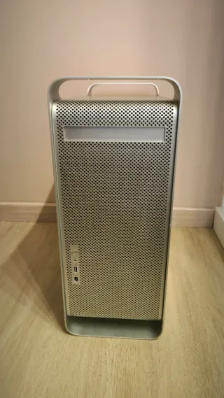 Apple Power Mac G5 2005 + Teclado + Cables