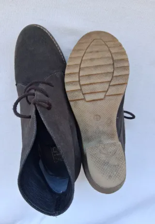 Botines de ante marrón T.36