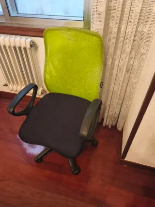 Silla de oficina ergonómica