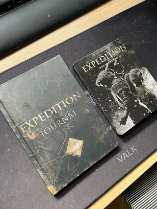 Expedition 33 Steelbook y Libro Arte