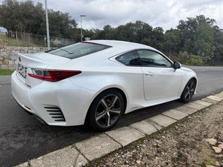 Lexus RC300h executive + techo solar. 2017