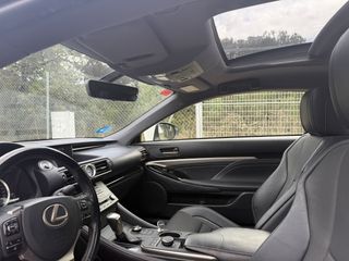 Lexus RC300h executive + techo solar. 2017