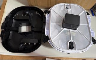 Robot Limpiafondos Blanco y Negro