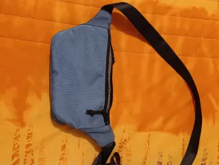 Bandolera azul nueva