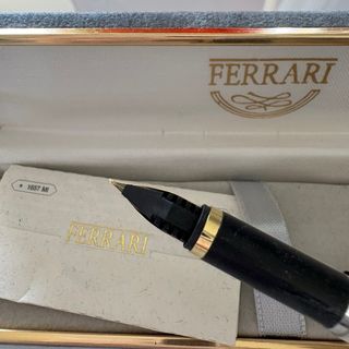 Penna stilografica Ferrari
