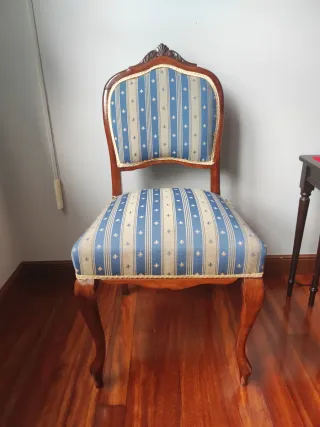 Silla Isabelina Tapizada Madera
