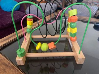 Juego de mesa infantil de madera