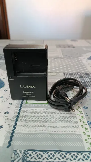 Caricabatterie Panasonic Lumix DE-A80
