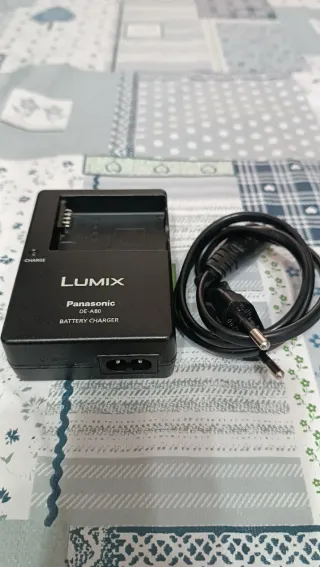 Caricabatterie Panasonic Lumix DE-A80