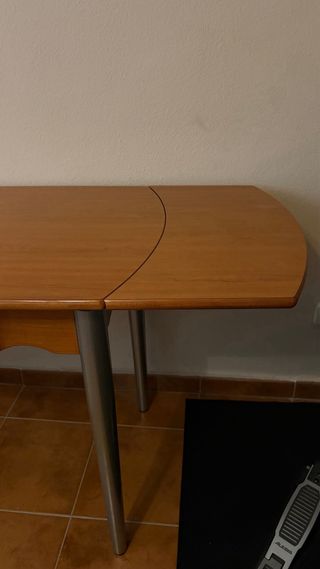 Mesa de cocina madera y metal