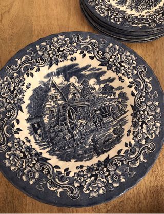 Conjunto Louça Azul e Branco Red River