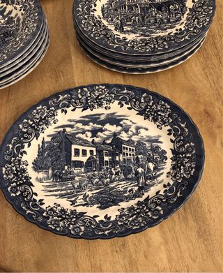 Conjunto Louça Azul e Branco Red River