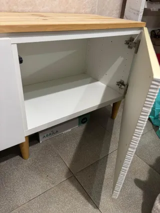 Mueble TV madera y blanco