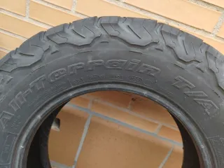 4 Ruedas 4x4 BFGoodrich All-Terrain T/A 215/75/R15