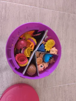 Cabeza de Pinypon(incluye pinypons i accesorios)