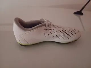 Botas de fútbol Adidas Blancas