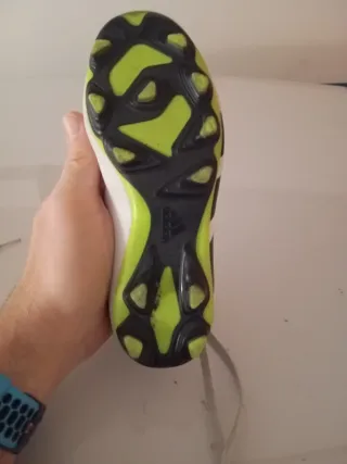 Botas de fútbol Adidas Blancas