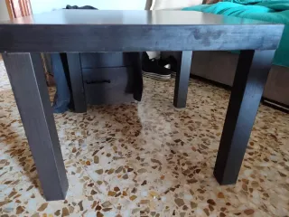Mesa auxiliar Ikea negra