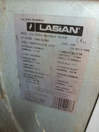 Caldera de pellets Lasian gris