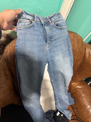 Pantalones vaqueros y de tela