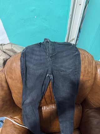 Pantalones vaqueros y de tela