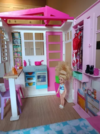 Casa Barbie con bambola piccola