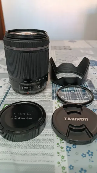 Objetivo Tamron 18-200mm f/3.5-6.3