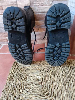 Botas militares negras