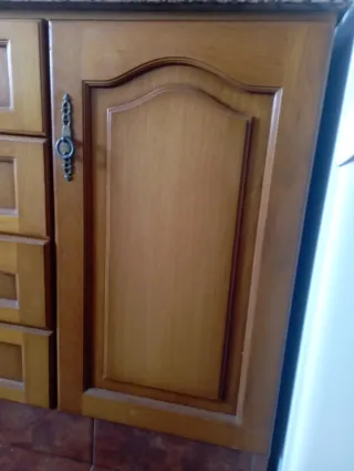 Puertas de armario de cocina madera y cristal