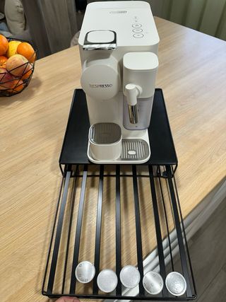 Cafetera Nespresso DeLonghi Blanca