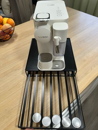 Cafetera Nespresso DeLonghi Blanca