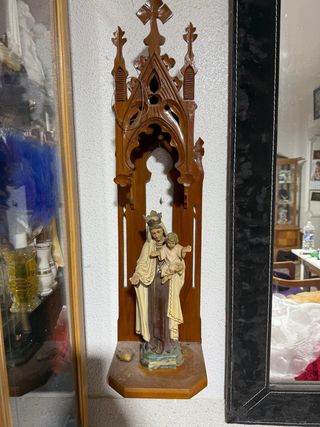 Imagen religiosa de madera