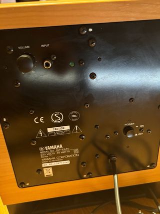 Sistema Altavoces Yamaha 5.1 + Subwoofer madera