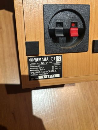 Sistema Altavoces Yamaha 5.1 + Subwoofer madera