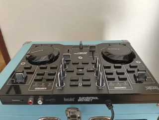 Mesa de DJ Hercules DJControl Instinct