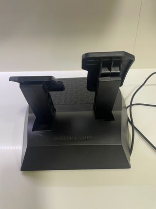 Volante Thrustmaster PS3/PS4 + Pedales