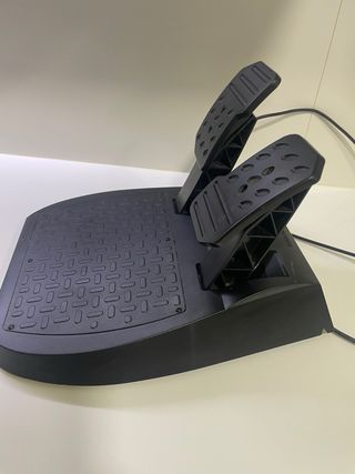 Volante Thrustmaster PS3/PS4 + Pedales