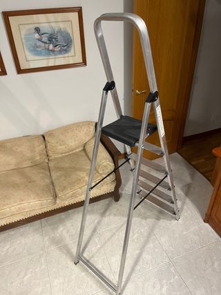 Escalera aluminio plegable