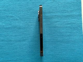 iPhone 14 Pro Negro con Funda y extras