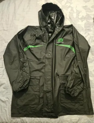 Chubasquero Motorista Negro y Verde