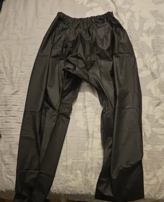 Chubasquero Motorista Negro y Verde