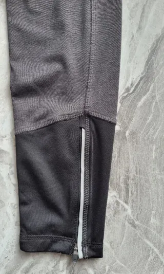 Leggings térmicos grises y negros