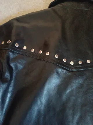 Chaqueta Cuero pleasures Pull&Bear Talla M.