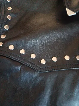 Chaqueta Cuero pleasures Pull&Bear Talla M.