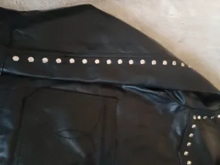 Chaqueta Cuero pleasures Pull&Bear Talla M.