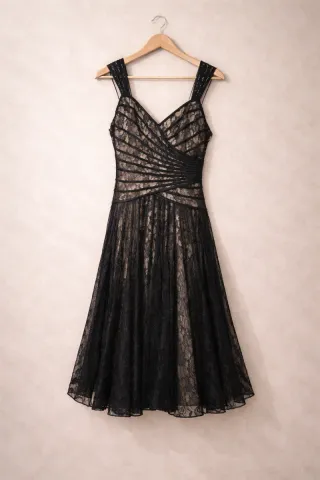 Vestido negro encaje