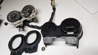 Marcador cbf 600honda hornea para piezas