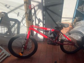 Bicicleta BMX Roja vendo dos bicicletas